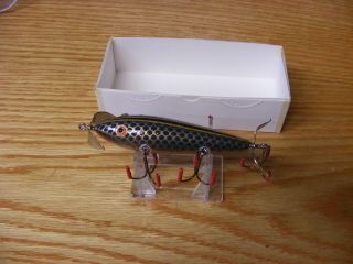 C Hines Heddon Style 150 Minnow In Gold With Green Scales Color