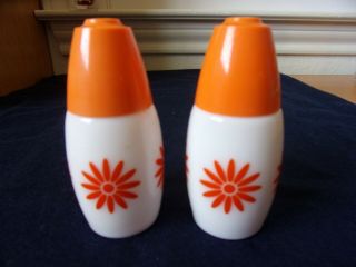 Vintage Westinghouse Gemco Milk Glass Salt & Pepper Shakers Orange Flower & Lids