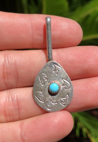 Vtg Navajo Native American Sterling Silver & Turquoise Bear Stamped Pendant