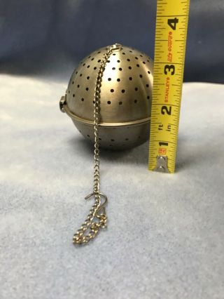 VINTAGE STAINLESS STEEL 3 1/2 INCH TEA BALL INFUSER - STRAINER 3