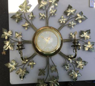 Vintage Mid Century Mod “united” 920 Electric Wall Clock Starburst Leaf W/ Light
