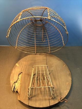 Antique Large 11” Round Wood Wire Live Mouse Trap Primitive
