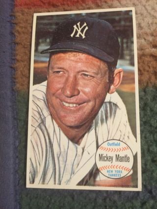 Vintage 1964 T.  C.  G.  Topps Mickey Mantle York Yankees 25 Baseball Card