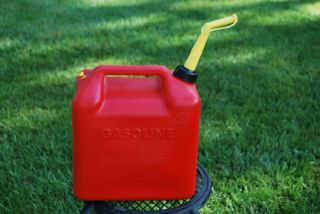 Vintage Chilton 5 Gallon Vented Gas Can Model P - 500