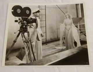 Fay Wray Robert Armstrong As Denham W Movie Camera Great Vintage 8x10 King Kong
