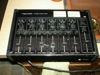 Vintage Realistic 6 Channel Stereo Audio Mixer 32 - 1210 Powers Up
