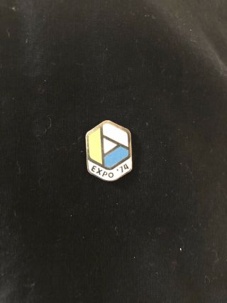 Vintage 1974 Worlds Fair Expo Collectible Lapel Pin: Blue/white/green