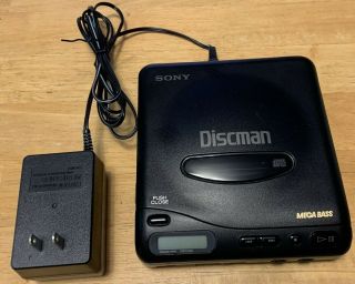 Sony Discman Mega Bass D - 11 Compact Disc/cd Player Vintage 1990 - -
