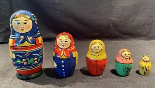 Vintage 5 Pc Russian Ussr Nesting Dolls Matryoshka Hand Painted/carved 6”