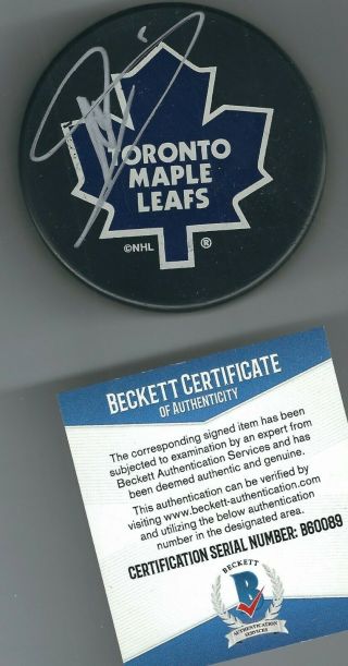 Autographed Mats Sundin Toronto Maple Leafs Hockey Puck Beckett