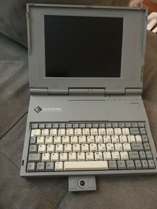 Gateway 2000 Colorbook - Vintage 486 Laptop - - Weak Hinge