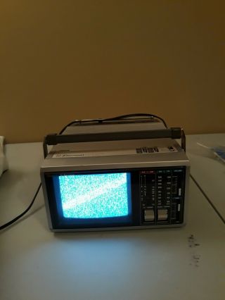Vintage Emerson 1985 Portable 5.  5 " Color Tv Am Fm Receiver Cond Model Pc 5a