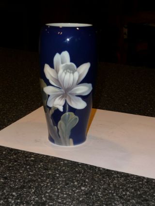Royal Copenhagen Vase Cobalt Blue,  Cactus Flowering Vintage 2797 - 235 6.  75 Inch