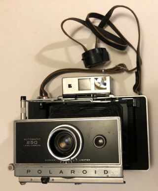 Vintage Polaroid Model Automatic 250 Land Camera And Development Timer