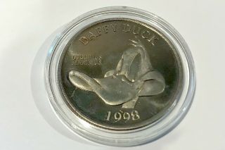 Vintage Warner Brothers Silver Collectible Coin - Daffy Duck - 1998