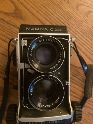 Mamiya C220 Professional TLR Film Camera w/ Sekor 80mm 1:2:8 2