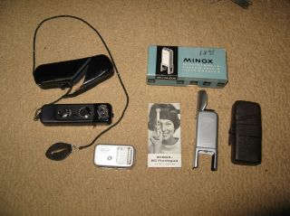 Vintage 1960 Minox Wetzlar B Black Spy Camera W/cube Flasher Light Meter,