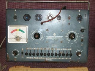 Vintage Tube Tester.  Commercial Trade Institute.  Model Tc - 20 Powers Up.