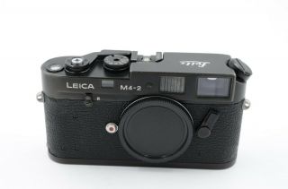 Leitz/leica M4 - 2 Rangefinder Film Camera In.