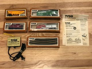 Vintage Tyco Ho Scale Electric Train Set “the Diesel Freight” No.  7302