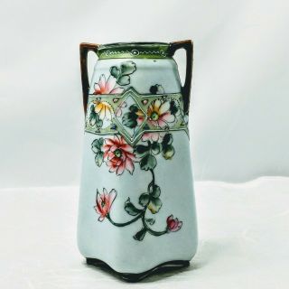 Vintage Nippon Hand Painted Moriage Double Handled Art Deco Porcelain Vase 6.  5 "