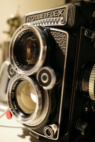 Rolleiflex 2.  8f Whiteface With Zeiss Lens