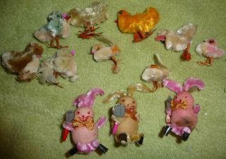 20 Vtg midcentury 1950s - 1960s chenille chicks bunny Easter decor wire feet 3