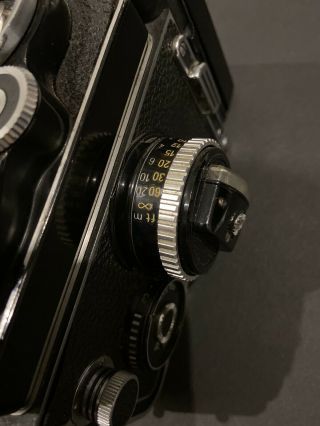 Rolleiflex F&H 3.  5F Carl Zeiss Planar 75mm F3.  5 TLR Camera 2