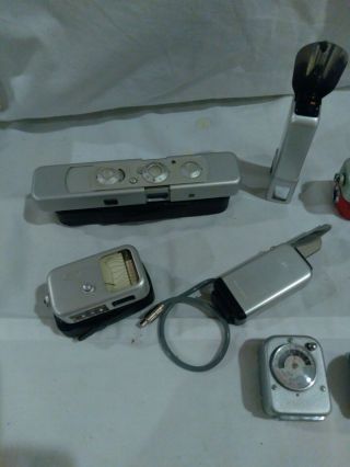 2 Minox Wetzlar III & C Subminiature Spy Film Camera W/ Leather Case 2