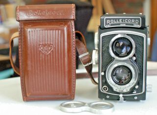 Rolleicord Iv 6x6cm On 120 Roll Film Tlr Camera With Lens Cap,  Case With Strap