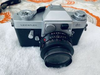 Leica Summicron - R 1:2 / 50mm Leitz Wetzlar 2033102 W/ Leicaflex Camera Body Nr