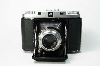 Zeiss Ikonta 524 - 16 6x6 Camera w/Color - Skopar 80mm f3.  5 Lens 2