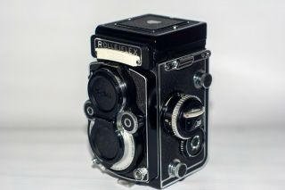[excellent] Rolleiflex 3.  5f Tlr Film Camera Xenotar 75mm " Whiteface "