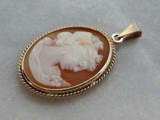 Vintage 1979 Solid 9ct Yellow Gold Carved Shell Cameo Pendant - 3.  4g - Not Scrap 2