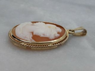 Vintage 1979 Solid 9ct Yellow Gold Carved Shell Cameo Pendant - 3.  4g - Not Scrap 3