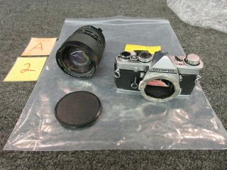 Olympus Om - 1 35mm Film Camera Vivitar Lens 35 - 105mm 1:3.  5 Auto Zoom