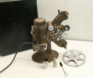 Bell& Howell Filmo Master 16mm Movie Projector In Case,