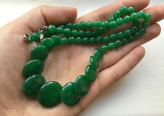 Vintage Art Deco Style Emerald Green Agate (?) Necklace Beads Gemstone Choker