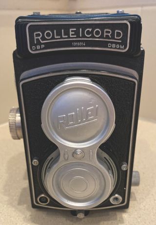 Rolleicord III Model K3B Camera.  Fantastic with leather case 2