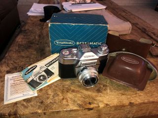 Vintage Voigtlander Bessamatic 35mm Camera Skopar 1:2.  8/50mm
