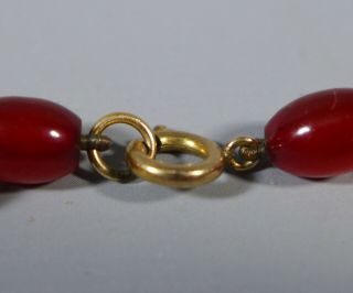 SMALL STRING OF VINTAGE CHERRY RED AMBER BEADS NECKLACE 16.  6 GRAMS 3