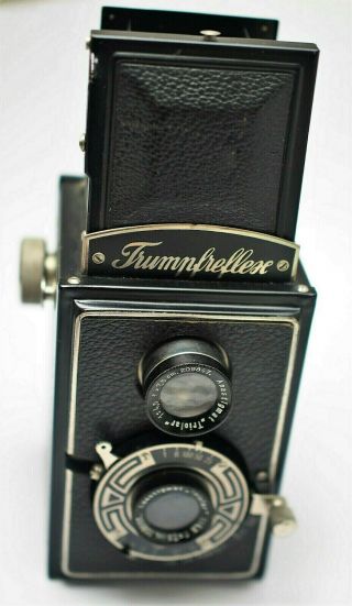 Vintage 1930s Trumpfreflex Twin Lens Reflex Camera,  Germany.