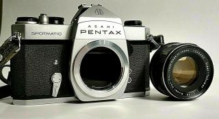 Asahi Pentax Spotmatic Camera With 1:2/55 Lens - Made In Japan -