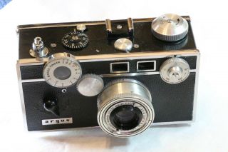 Argus C3 Colormatic Brick Range Finder 35mm Film Camera & Cowhide Leather Case