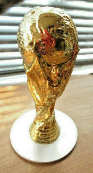 VINTAGE SUBBUTEO FIFA WORLD CUP TROPHY & FOOTBALL MITRE PREMIER LEAGUE 2