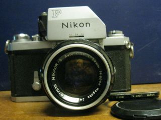 Nikon F Camera With Nikkor - S Auto 1:1.  4 F= 50mm Nippon Kogaku Lens