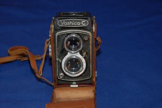 Vintage Yashica Model C 120 Film Tlr Camera From Japan