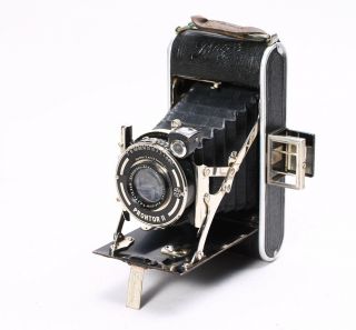 Ihagee Auto Ultrix 6x9 Folding Camera W/ Schneider 10.  5cm F/4.  5 Lens