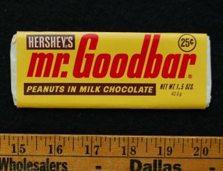 [ 1970s - 1980s Mr.  Goodbar Candy Bar Wrapper - Vintage Hershey 