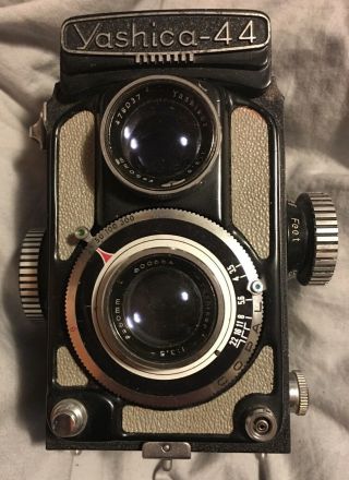 Yashica 44a Twin Lens Reflex Tlr 127 4x4 Film Camera